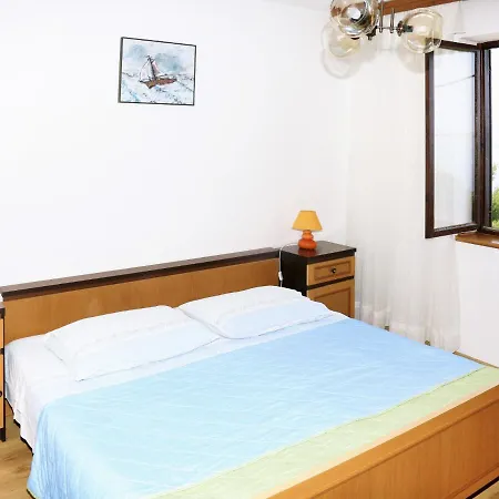 Apartment Martina - Kor300 By Interhome *